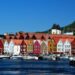 Knut is an online Norwegian teacher with students who live in many places